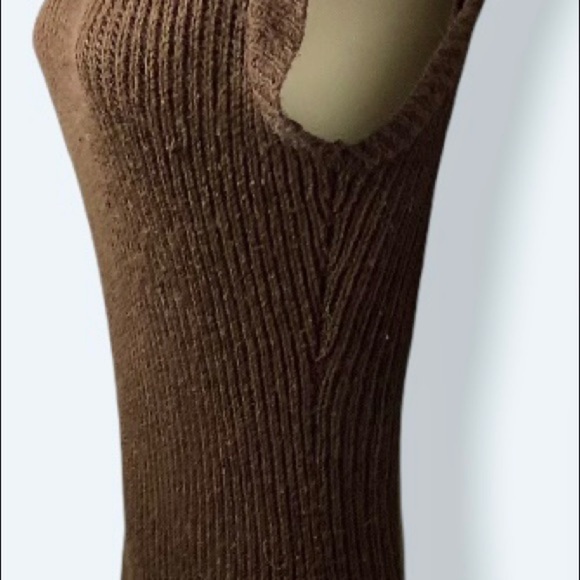 Derek Heart Women's Knit Turtleneck Sweater M Solid Brown Cap Sleeves Hip Length - Picture 8 of 8